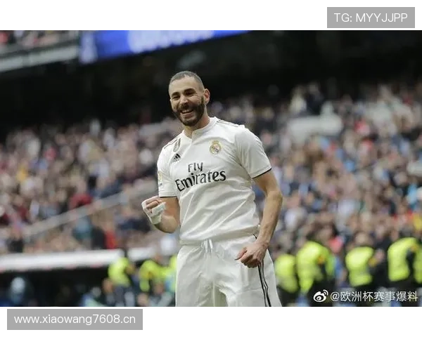 吉鲁与本泽马射门效率分化及前插驱动趋势